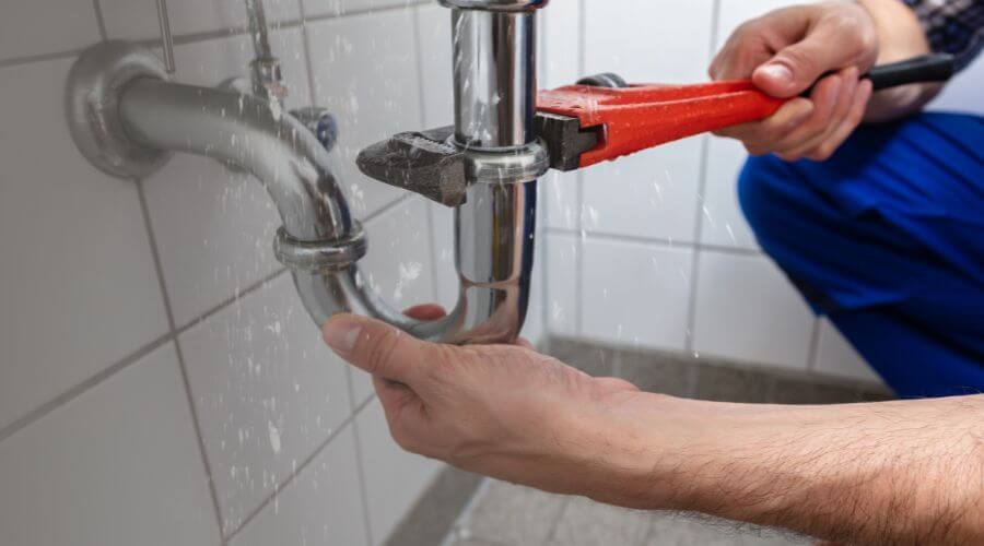 Electronic Leak Detection in Tie Siding, WY